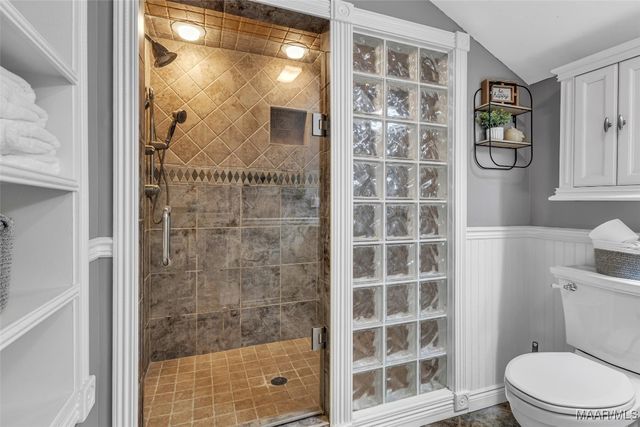 915 County Road 946 ., Selma, AL 36701