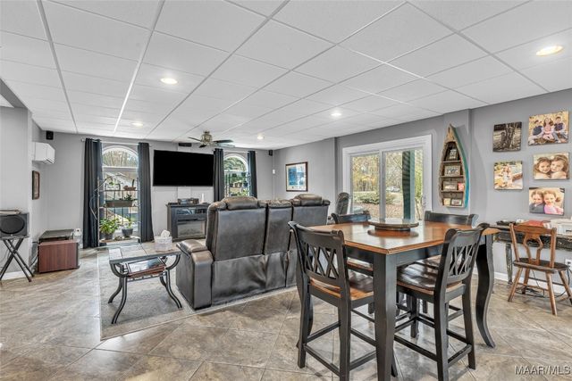 915 County Road 946 ., Selma, AL 36701