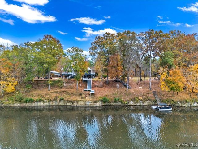 915 County Road 946 ., Selma, AL 36701