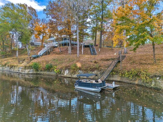 915 County Road 946 ., Selma, AL 36701