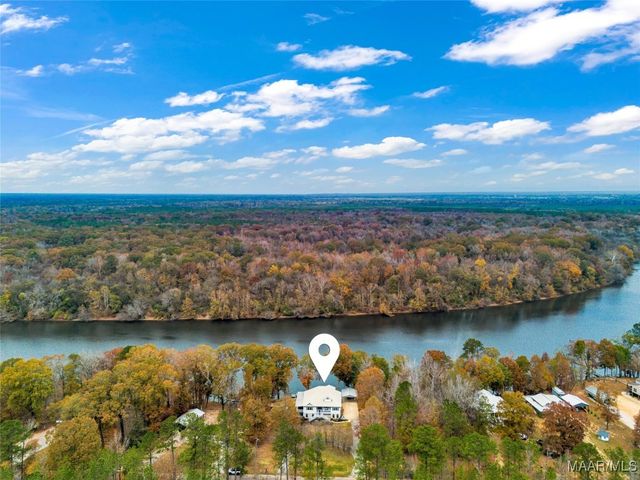 915 County Road 946 ., Selma, AL 36701