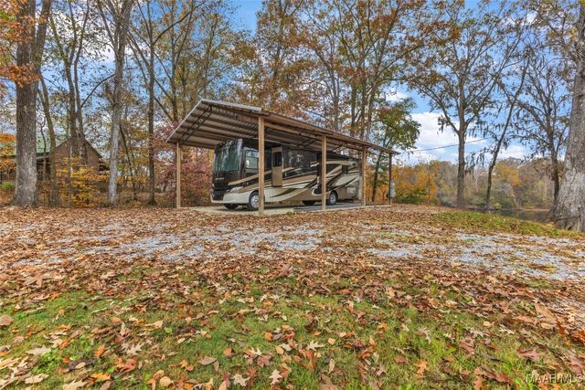 915 County Road 946 ., Selma, AL 36701