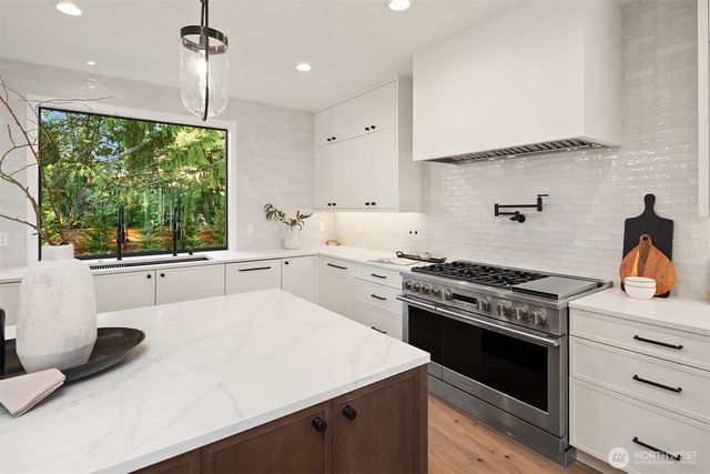 436 7th Avenue, Kirkland, WA 98033