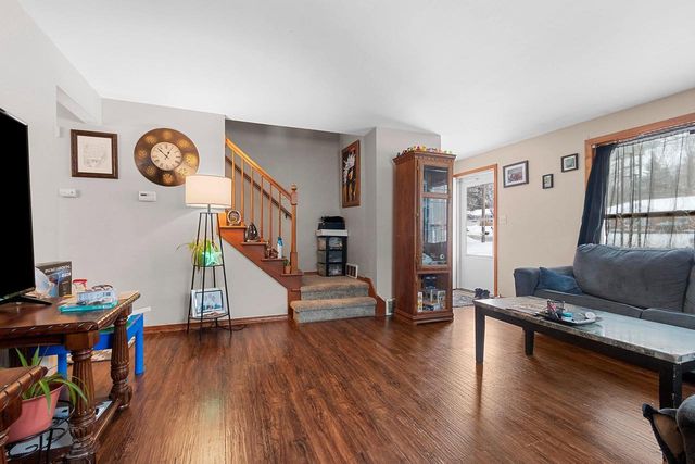 2423 DECKNER AVENUE, Green Bay, WI 54302