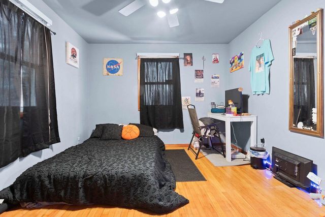 2423 DECKNER AVENUE, Green Bay, WI 54302