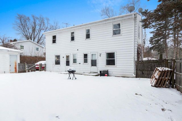 2423 DECKNER AVENUE, Green Bay, WI 54302