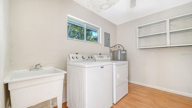 3961 ASHWOOD LANE 44, Sarasota, FL 34232