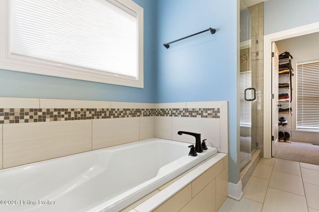 13403 Hampton Cir, Goshen, KY 40026