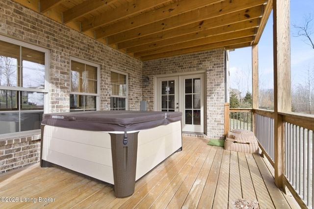 13403 Hampton Cir, Goshen, KY 40026