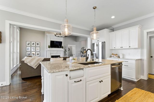 13403 Hampton Cir, Goshen, KY 40026