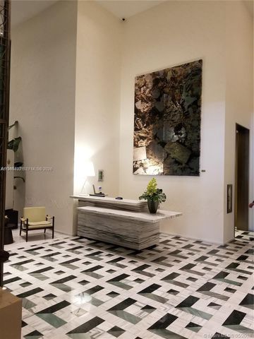 801 S Miami 2005, Miami, FL 33130