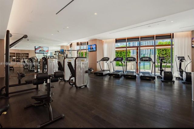 801 S Miami 2005, Miami, FL 33130