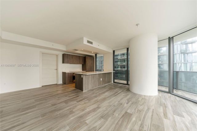 801 S Miami 2005, Miami, FL 33130