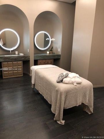 801 S Miami 2005, Miami, FL 33130