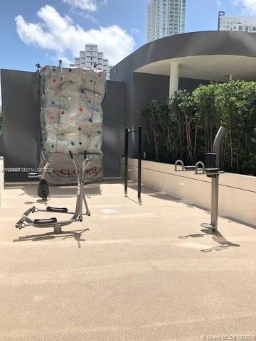 801 S Miami 2005, Miami, FL 33130