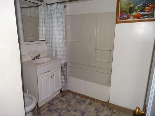 511 Chestnut St, Carnegie, PA 15106