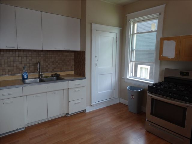 511 Chestnut St, Carnegie, PA 15106