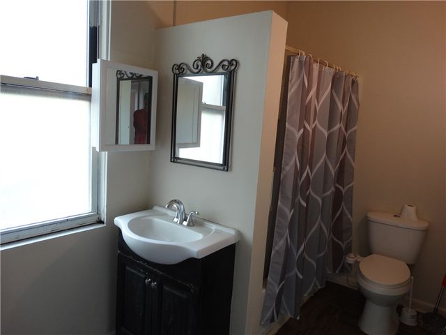 511 Chestnut St, Carnegie, PA 15106