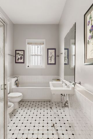 134 E 62ND Street, New York City, NY 10065
