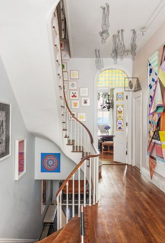 134 E 62ND Street, New York City, NY 10065