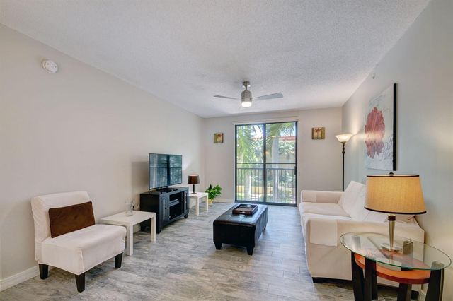 720 S Sapodilla Avenue 208, West Palm Beach, FL 33401