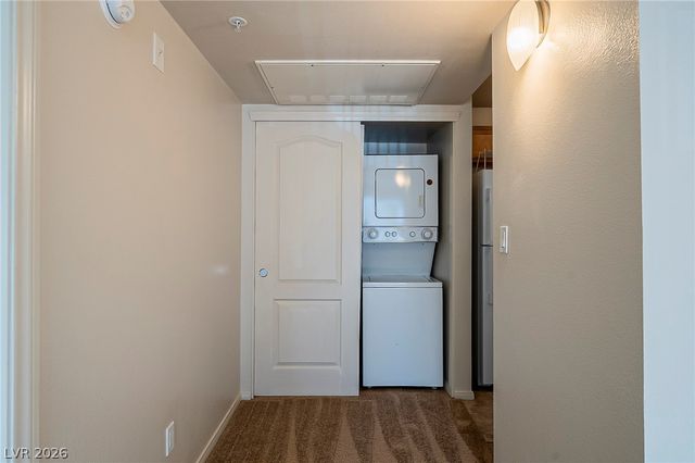 2111 Jetty Rock Drive 204, Las Vegas, NV 89128