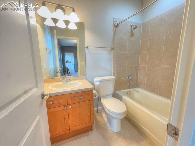 5776 Canyon Reserve Heights, Colorado Springs, CO 80919