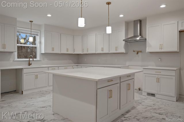 120 Tuxedo Street, Detroit, MI 48203