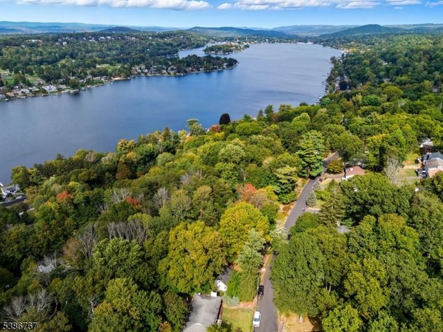 330 Springbrook Trl, Sparta Twp., NJ 07871