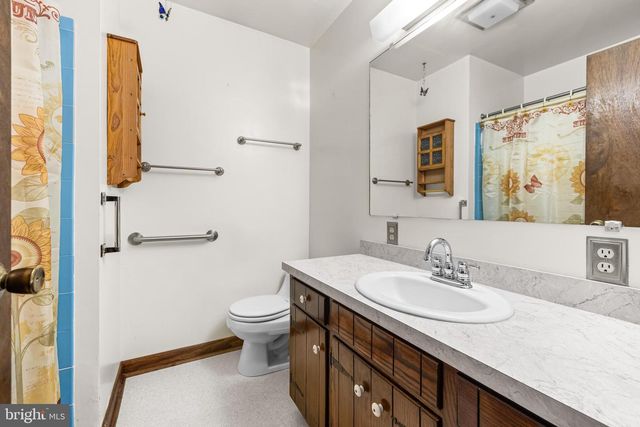1010 MARIETTA AVE, Hanover, PA 17331