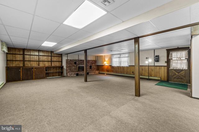 1010 MARIETTA AVE, Hanover, PA 17331