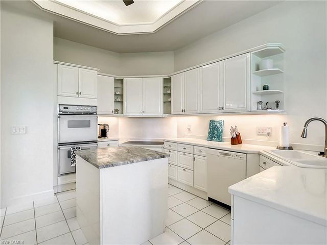 21 Casa Mar LN 21, Naples, FL 34103