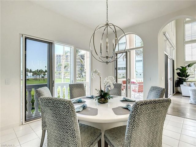 21 Casa Mar LN 21, Naples, FL 34103