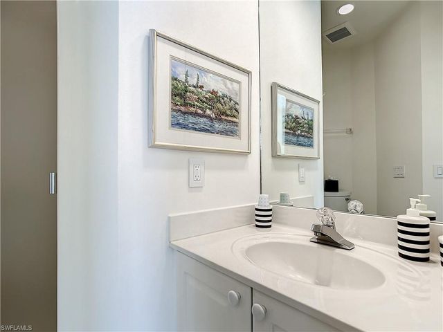 21 Casa Mar LN 21, Naples, FL 34103