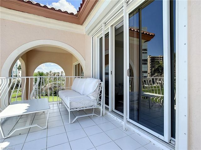 21 Casa Mar LN 21, Naples, FL 34103