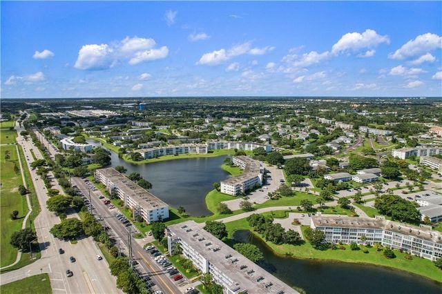 4037 Harwood D, Deerfield Beach, FL 33442