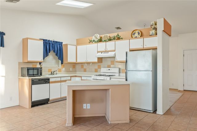 1832 E Calle Agrada Drive, Fort Mohave, AZ 86426