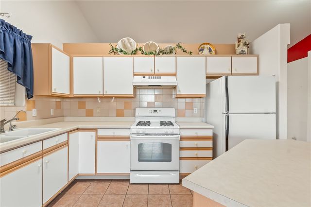 1832 E Calle Agrada Drive, Fort Mohave, AZ 86426