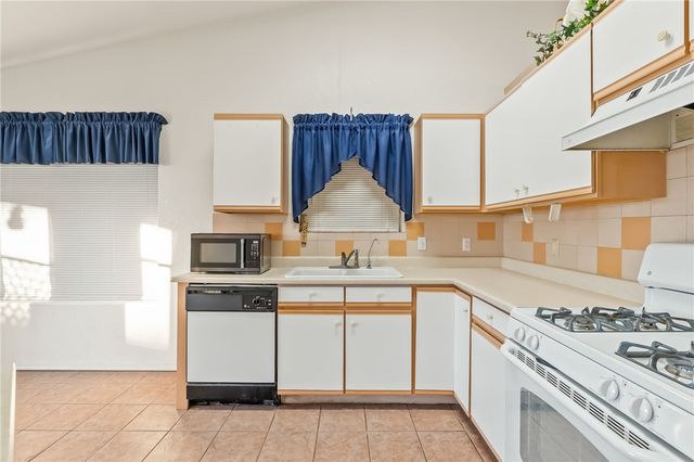 1832 E Calle Agrada Drive, Fort Mohave, AZ 86426