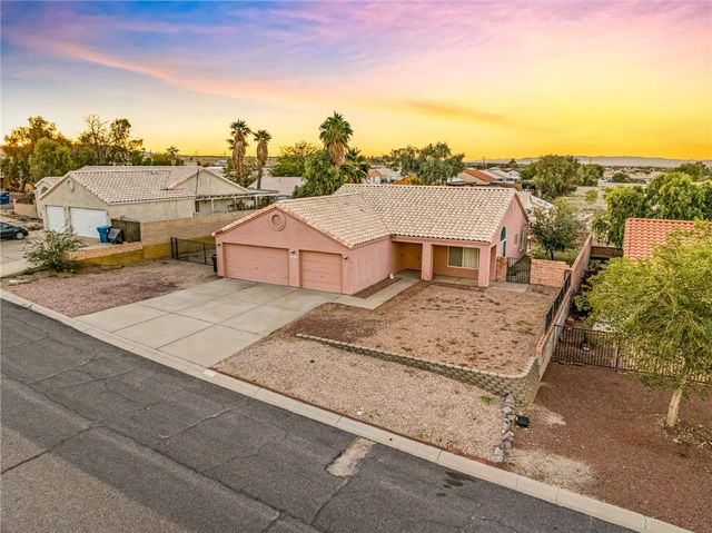 1832 E Calle Agrada Drive, Fort Mohave, AZ 86426