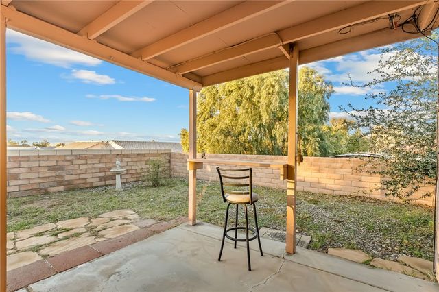 1832 E Calle Agrada Drive, Fort Mohave, AZ 86426