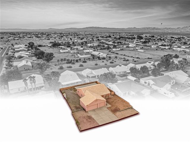 1832 E Calle Agrada Drive, Fort Mohave, AZ 86426