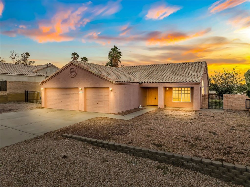 1832 E Calle Agrada Drive, Fort Mohave, AZ 86426