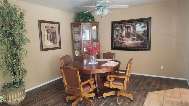 7136 W JOHN CABOT Road, Glendale, AZ 85308