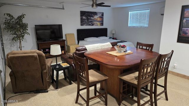 7136 W JOHN CABOT Road, Glendale, AZ 85308