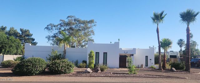 7136 W JOHN CABOT Road, Glendale, AZ 85308
