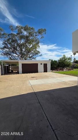 7136 W JOHN CABOT Road, Glendale, AZ 85308