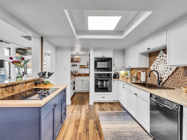 11715 Twain Drive, Montgomery, TX 77356