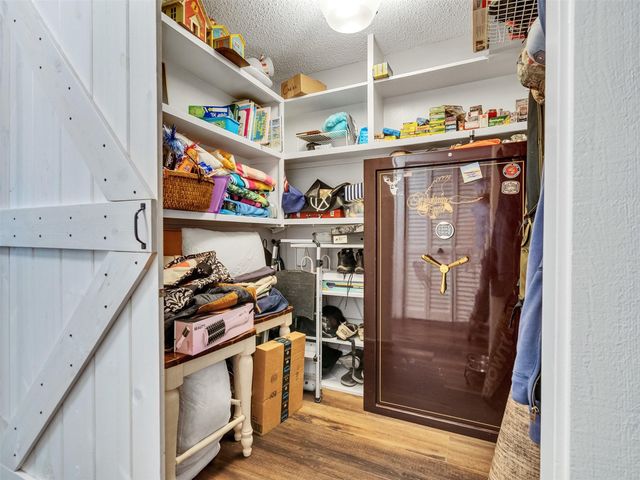 11715 Twain Drive, Montgomery, TX 77356