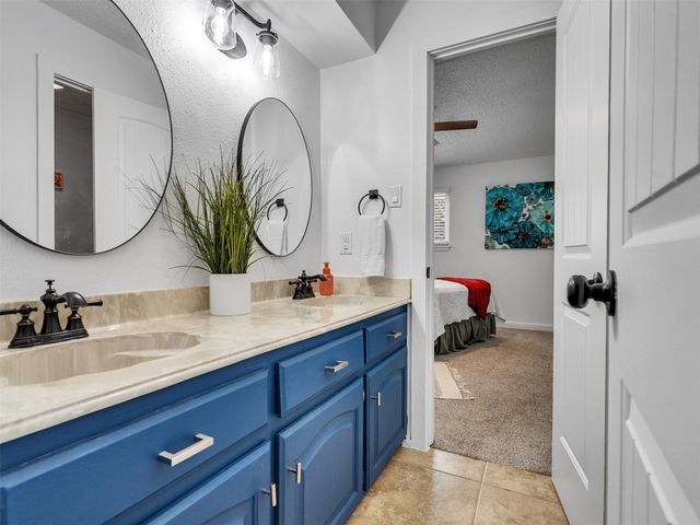 11715 Twain Drive, Montgomery, TX 77356